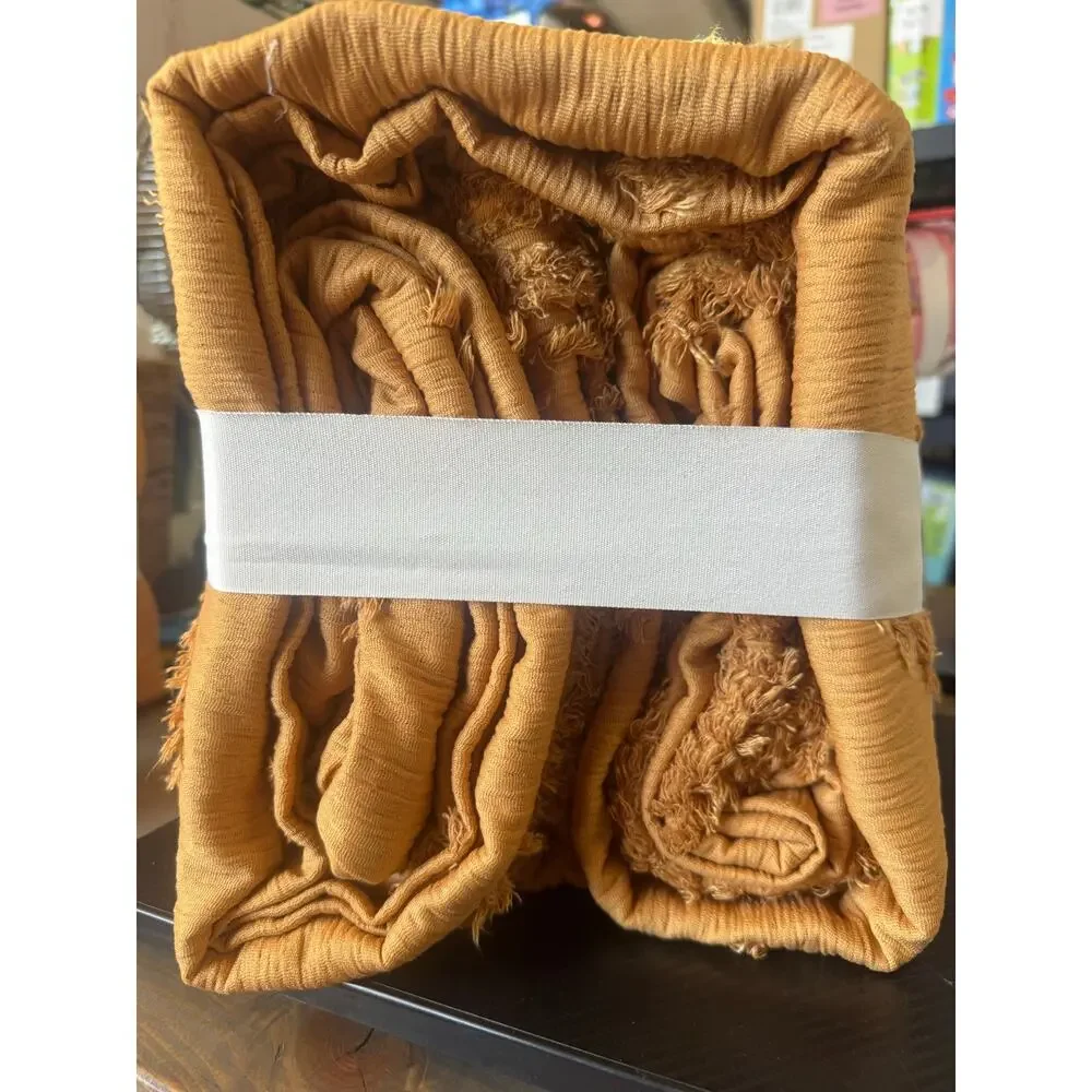 NWT Threshold King Tufted Diamond Crinkle Duvet Cover and Sham Set Dark Gold